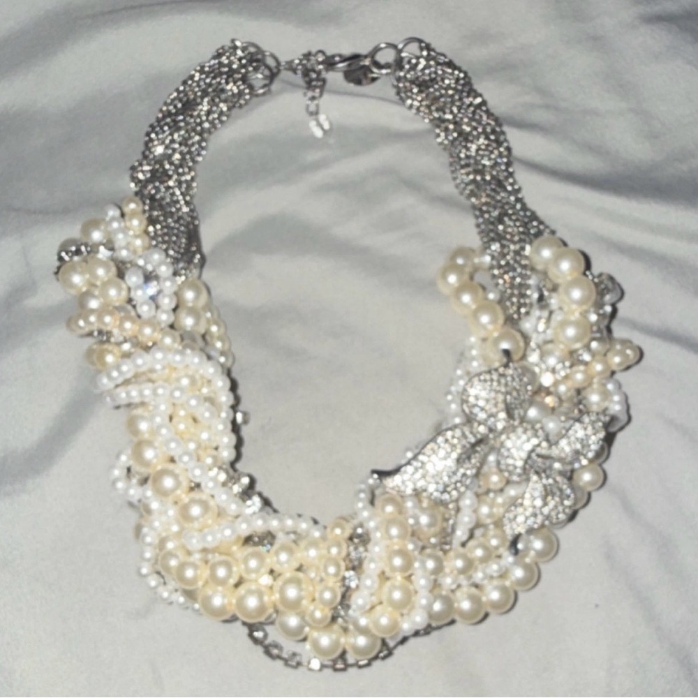 Cream Pearl Cluster Statement Necklace with Silver Chain